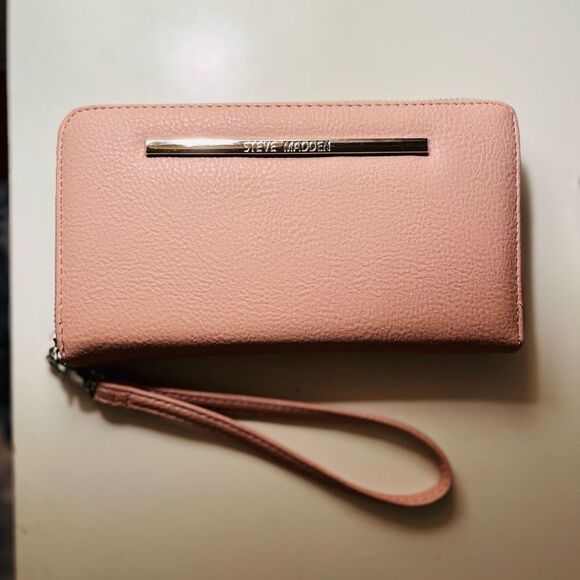 Steve Madden Pink Wristlet Wallet NWOT - Picture 3 of 5